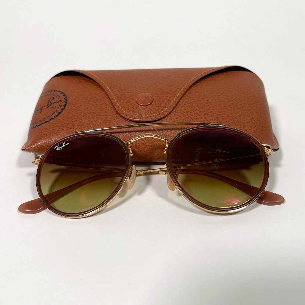 Ray-Ban Gold Round Sunglasses EUC